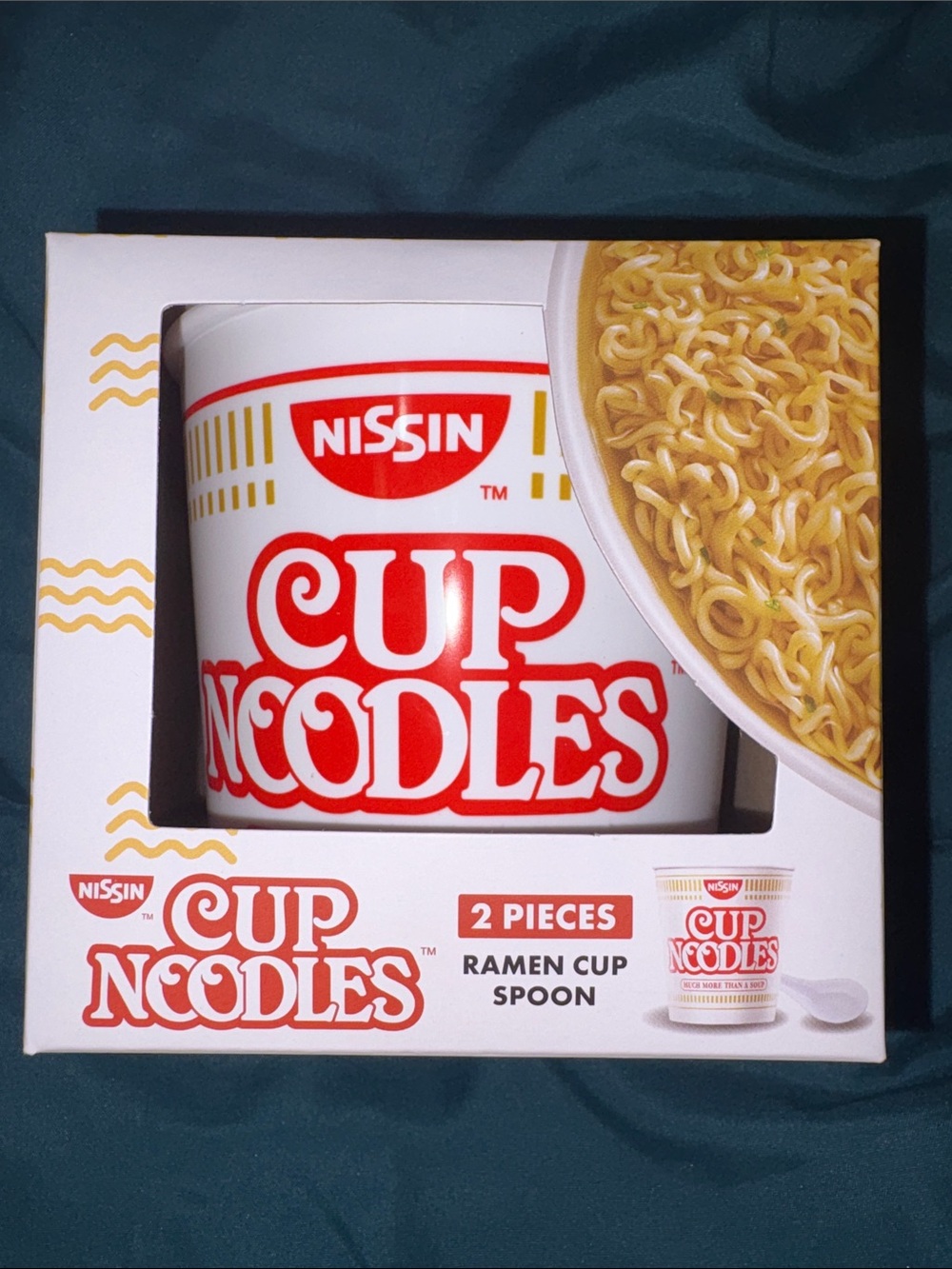 Nissin Cup Noodles Red Chopsticks Helper & Ramen Cup Spoon Set - Picture 8 of 12